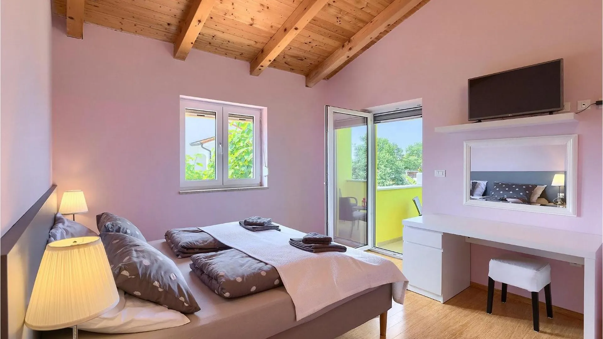פורץ Villa Gaya בית נופש